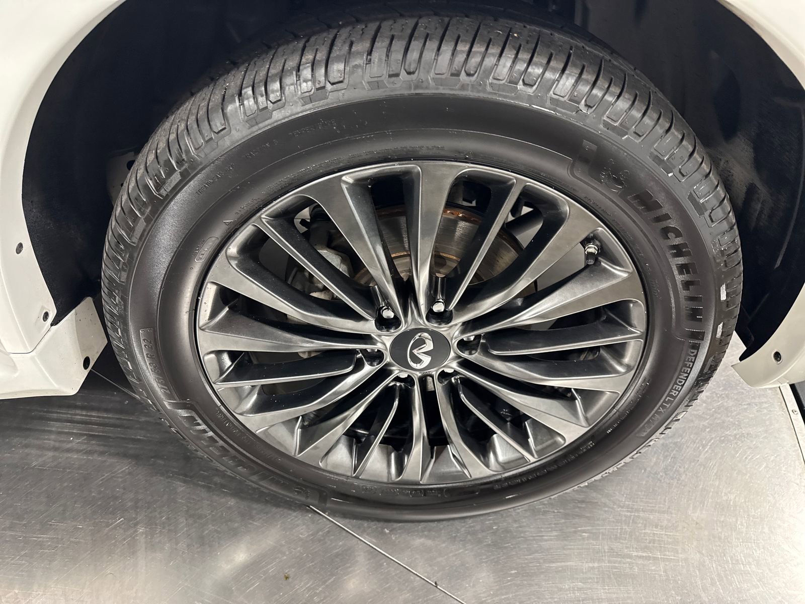 Used 2020 INFINITI QX80 Luxe w/ Edition 30 Package AWD/4WD image 9