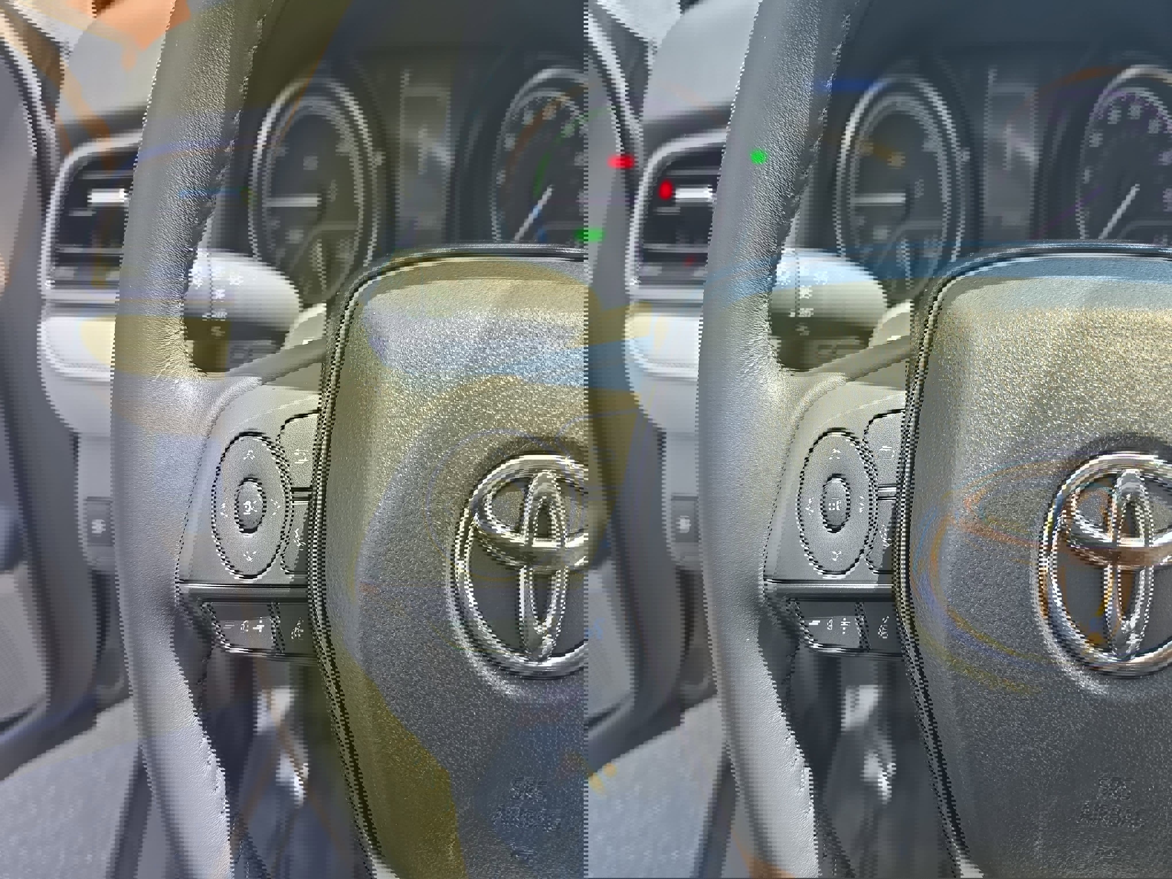 Used 2023 Toyota Camry SE w/ Audio Upgrade Package image 17