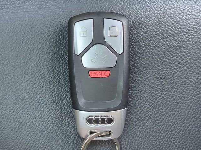 Used 2020 Audi SQ5 Prestige image 38