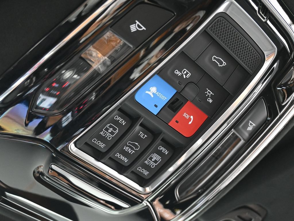Used 2024 Jeep Grand Wagoneer Series III AWD/4WD image 26