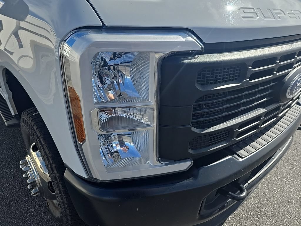 Used 2024 Ford F350 XL AWD/4WD image 26