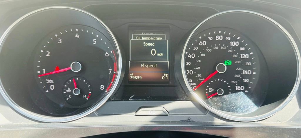 Used 2018 Volkswagen Tiguan SEL FWD image 19