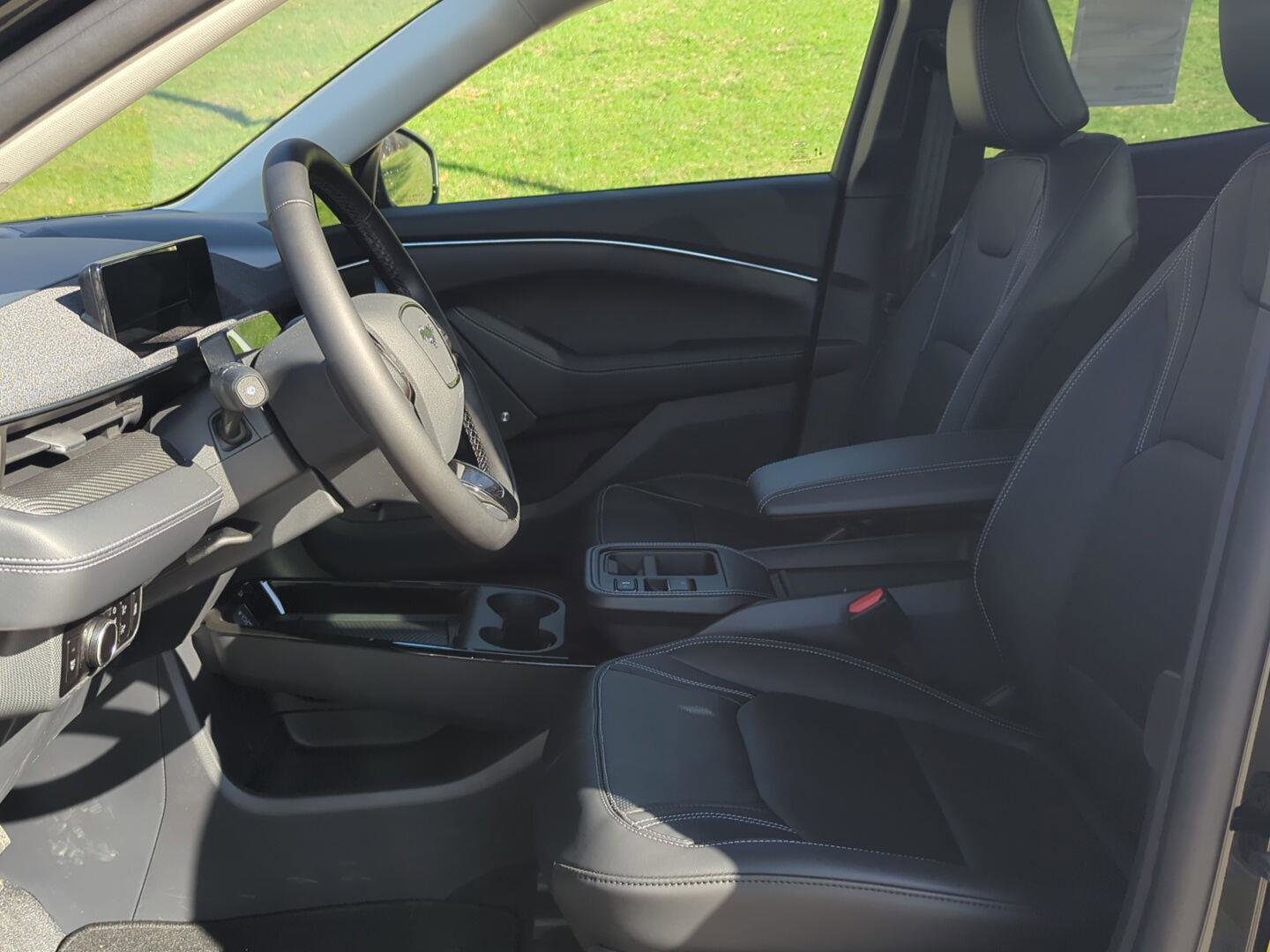 New 2026 Ford Mustang Mach-E Premium image 19