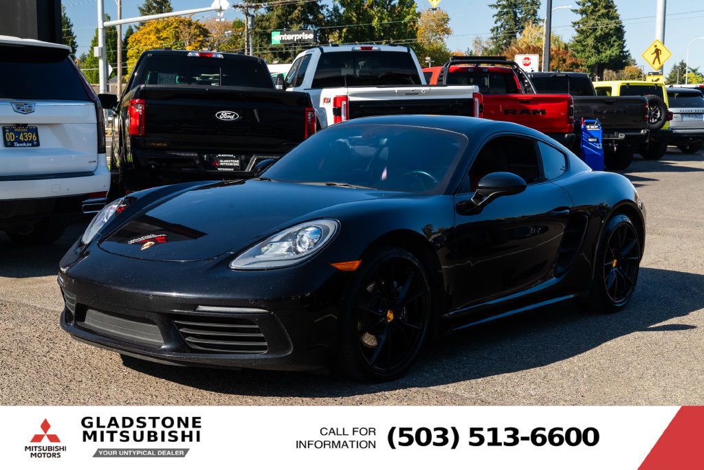 Used 2018 Porsche 718 Cayman RWD image 4