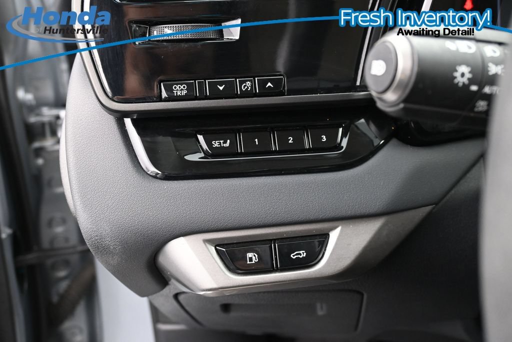 Used 2024 Lexus RX 350h w/ Cold Area Package AWD/4WD image 23