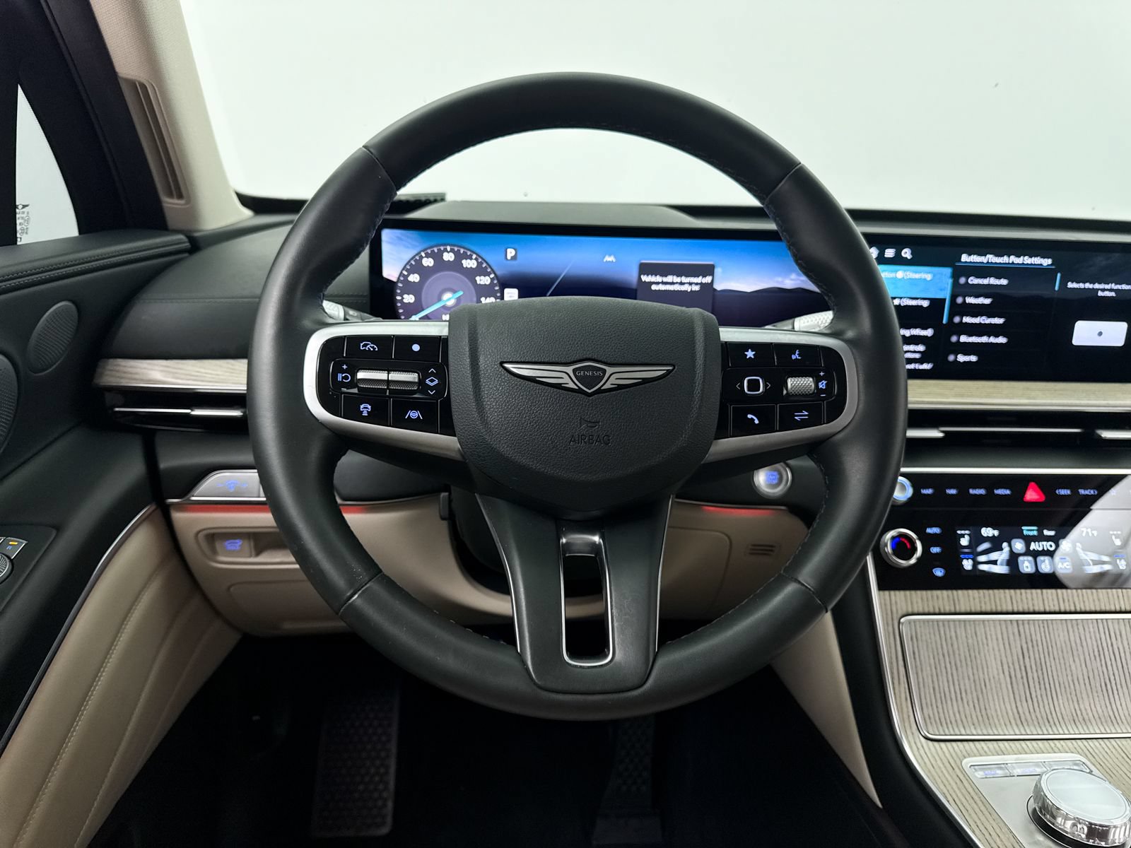 Used 2025 Genesis GV80 2.5T Prestige AWD/4WD image 4