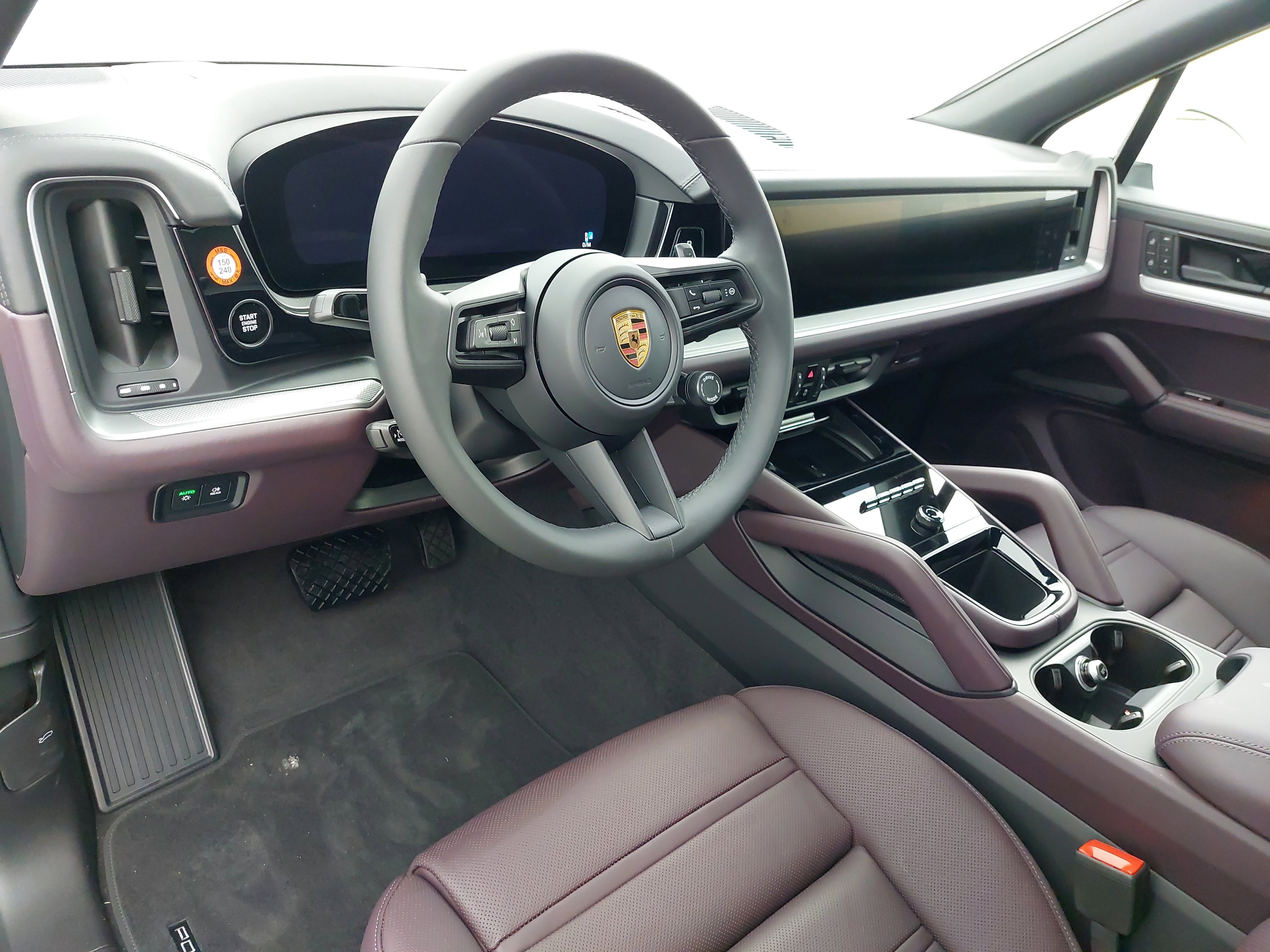 New 2025 Porsche Cayenne image 4