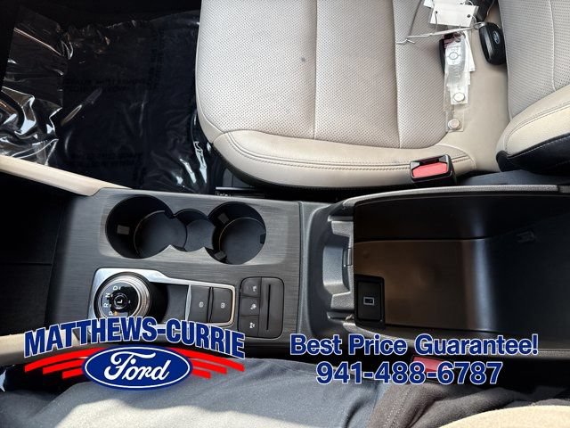 Certified 2020 Ford Escape Titanium FWD image 21