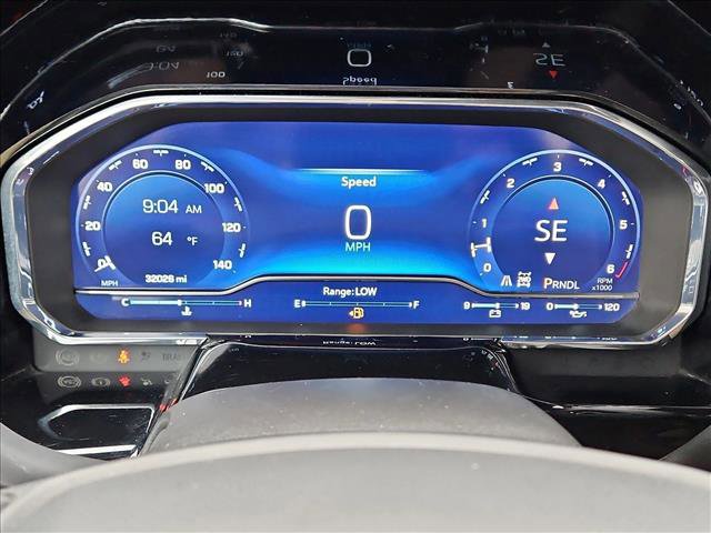 Used 2025 Chevrolet Silverado 1500 LT image 11