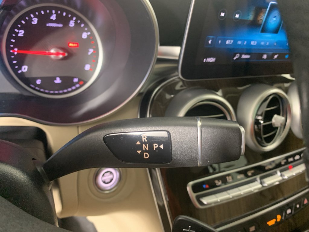 Used 2021 Mercedes-Benz GLC 300 image 25