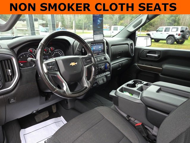 Used 2020 Chevrolet Silverado 2500 LT w/ Convenience Package image 2