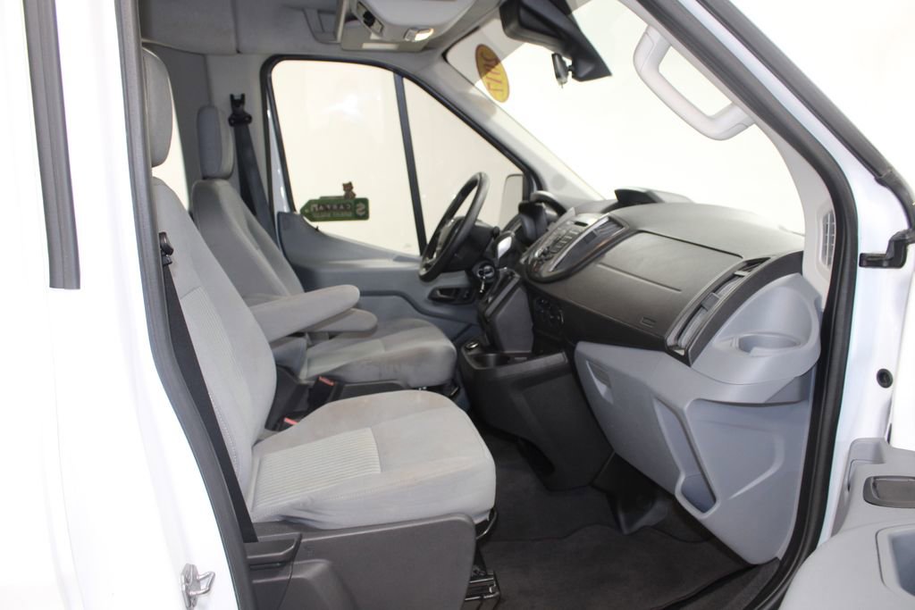 Used 2017 Ford Transit 350 XLT image 22