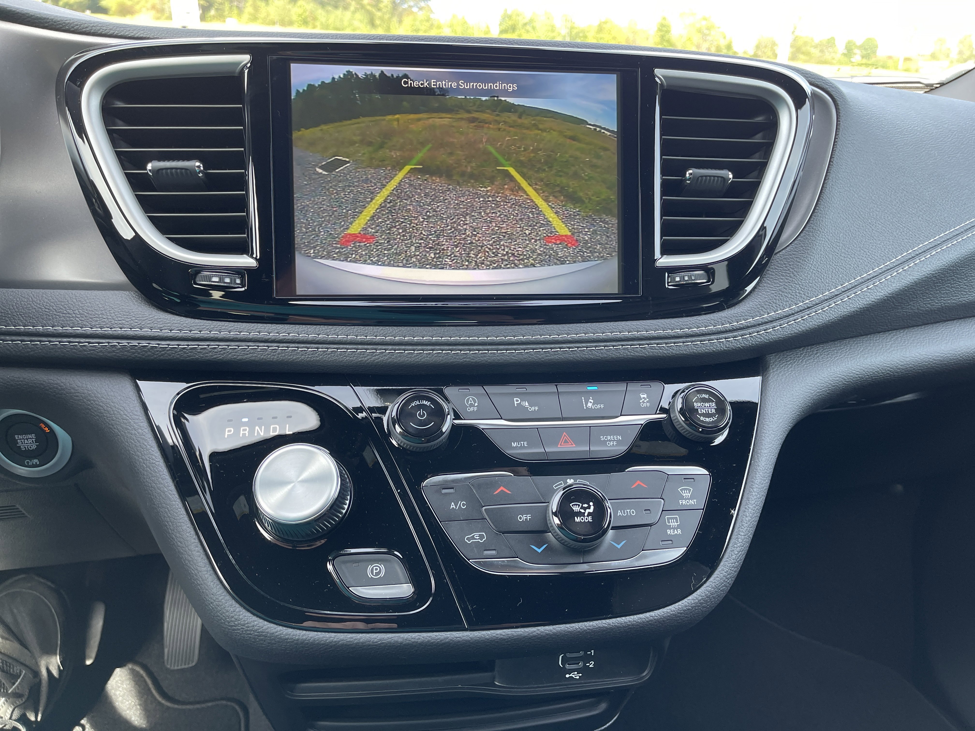 New 2026 Chrysler Pacifica Select image 24