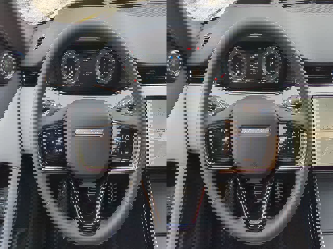 New 2026 Land Rover Range Rover Evoque Dynamic SE image 24