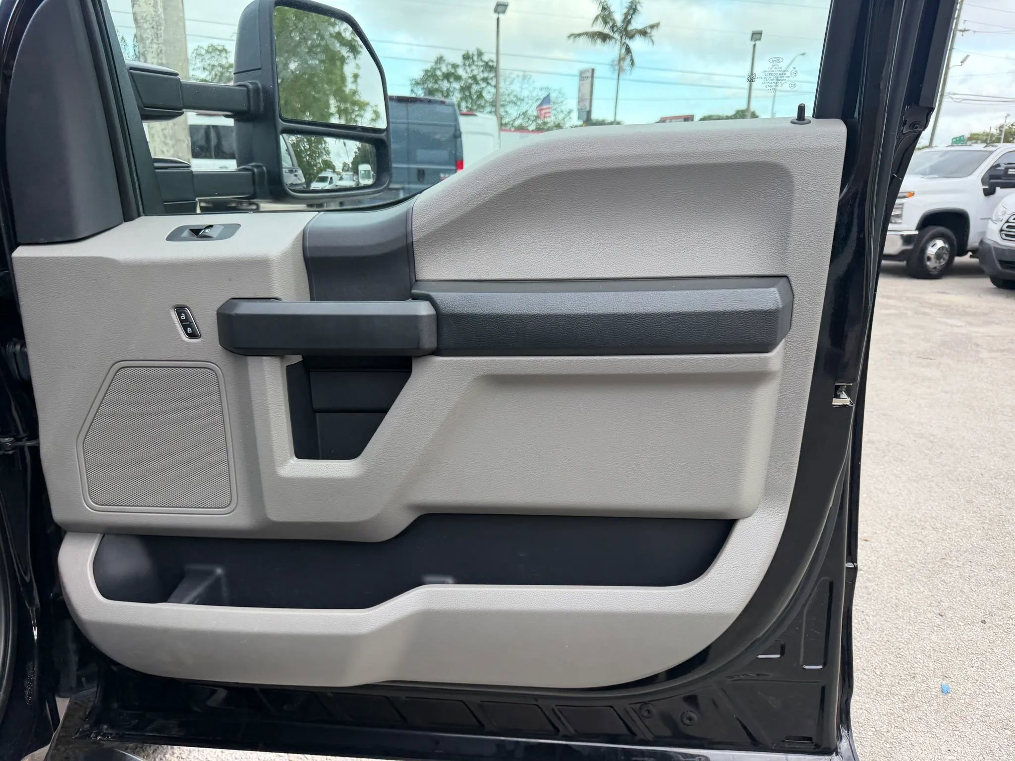 Used 2022 Ford F250 XLT w/ STX Appearance Package image 19