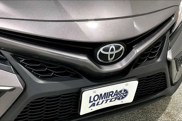 Used 2024 Toyota Camry SE image 32