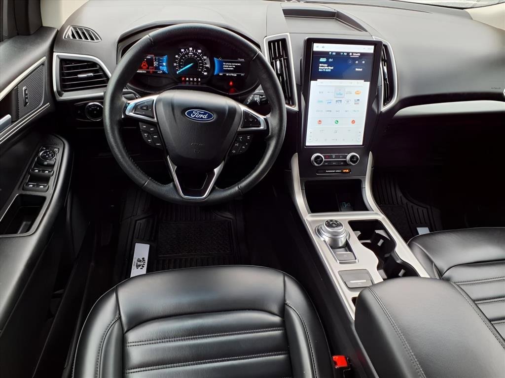 Used 2024 Ford Edge SEL image 10