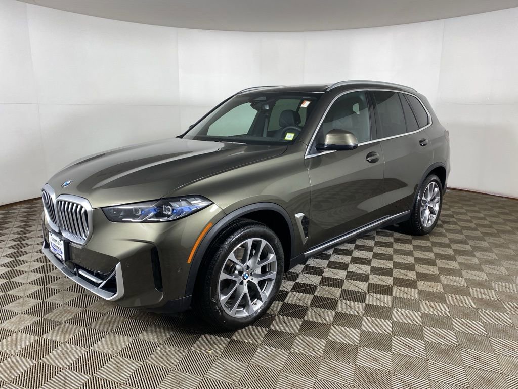 Used 2026 BMW X5 xDrive40i w/ Climate Comfort Package image 24