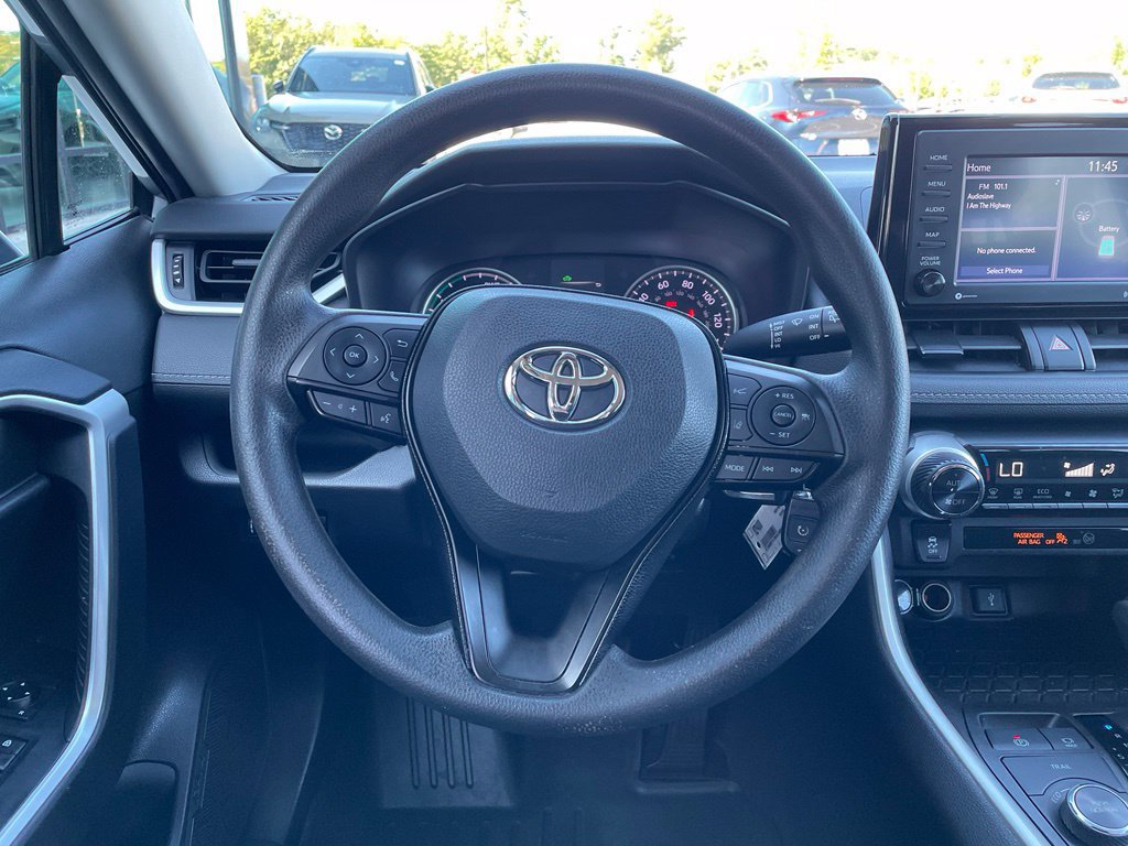Used 2021 Toyota RAV4 LE w/ Carpet Mat Package (TMS) AWD/4WD image 17