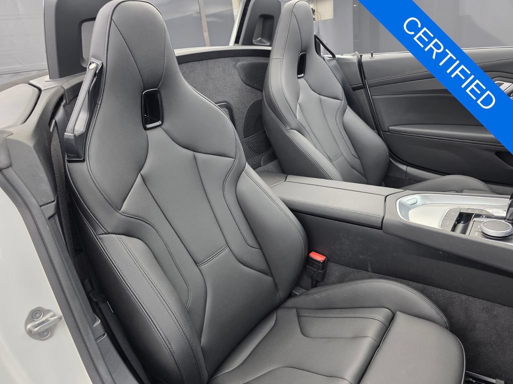 Certified 2026 BMW Z4 M40i RWD image 27