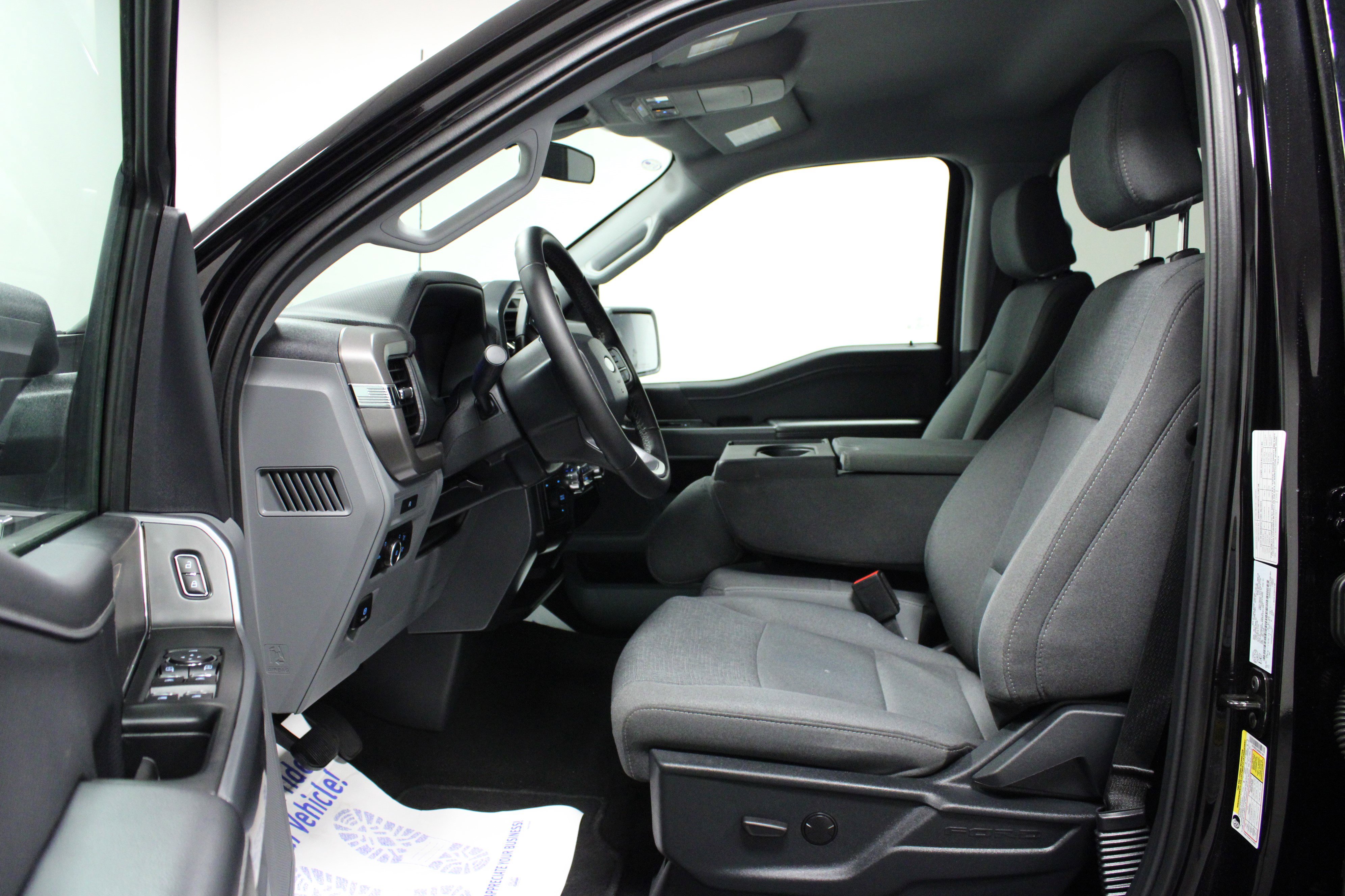 Used 2025 Ford F150 XLT w/ Equipment Group 301A Standard image 12