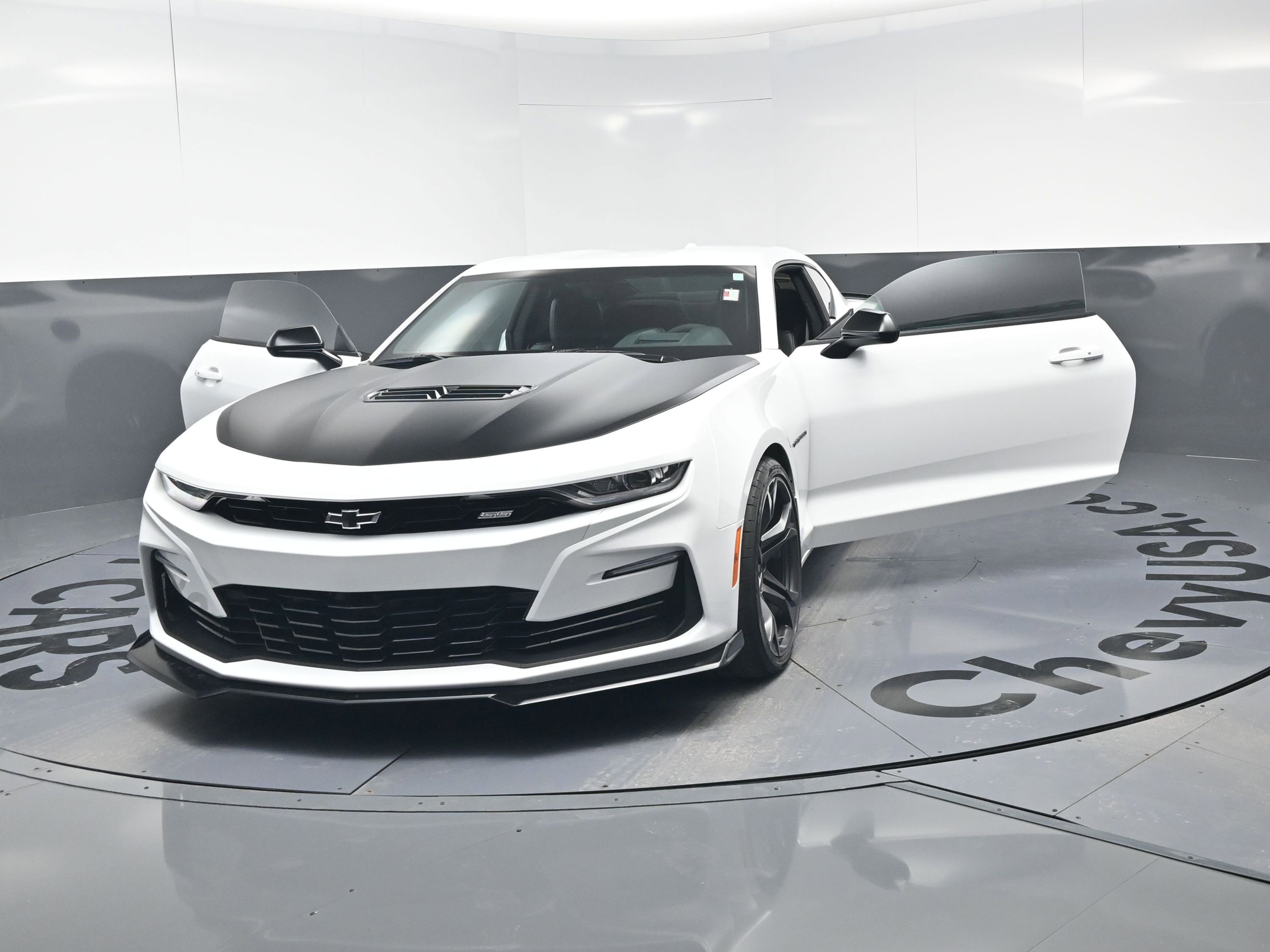 Used 2023 Chevrolet Camaro SS RWD image 22