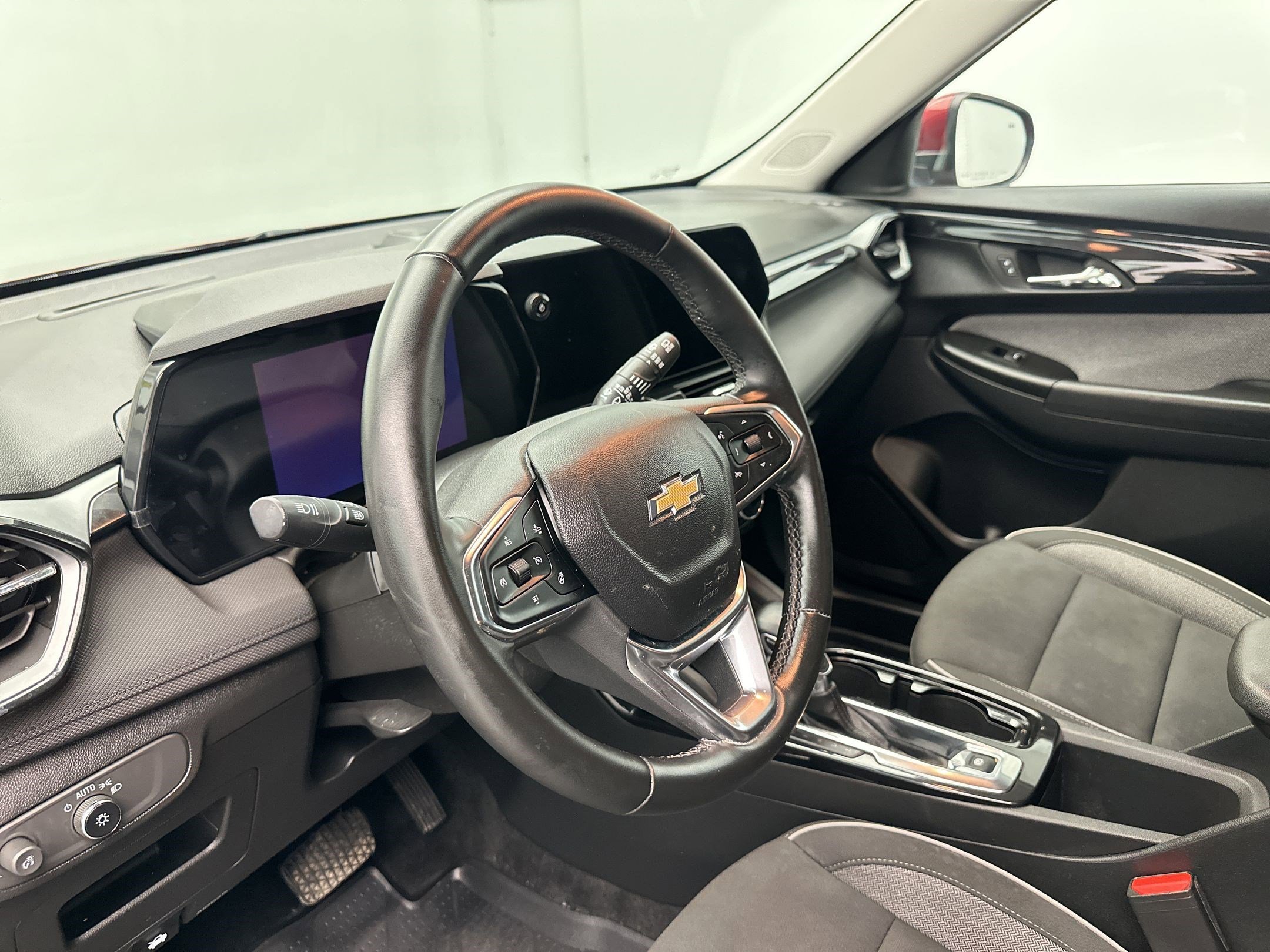 Certified 2024 Chevrolet TrailBlazer LT w/ Convenience Package AWD/4WD image 4