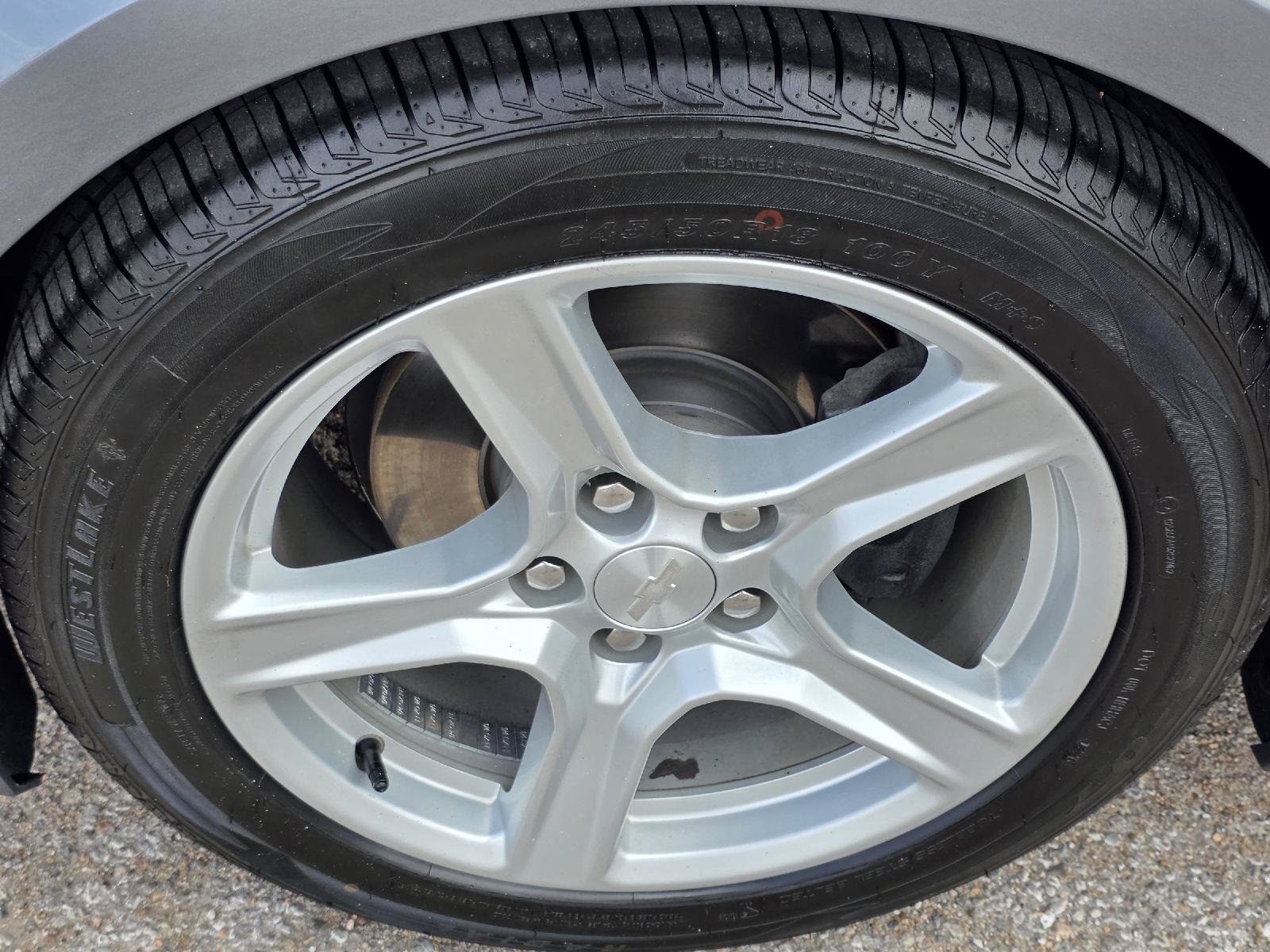 Used 2022 Chevrolet Camaro LT RWD image 35