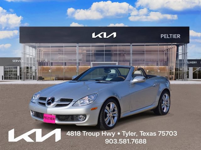 Used 2010 Mercedes-Benz SLK 300 image 3