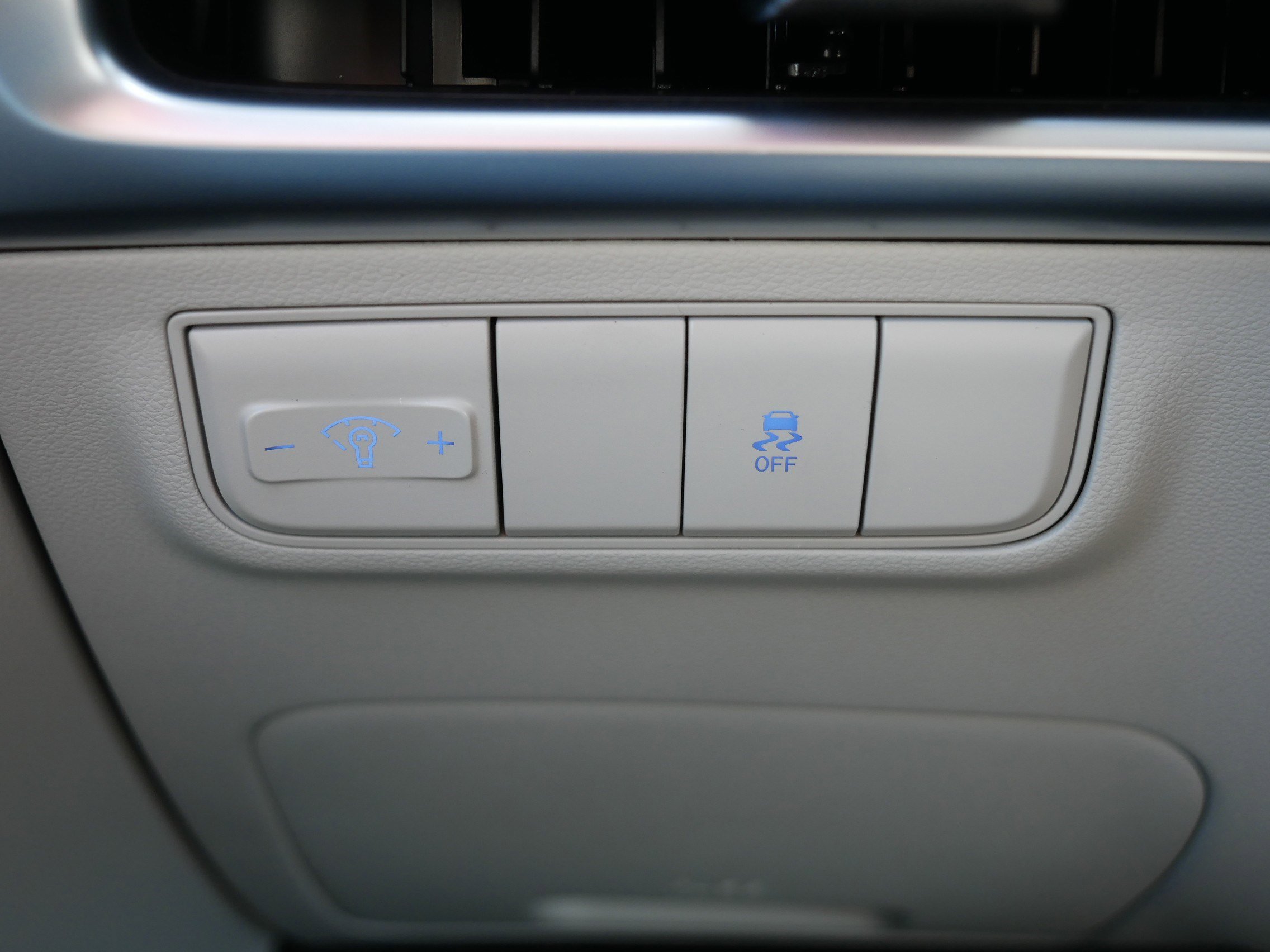 Certified 2025 Hyundai Tucson SE image 26