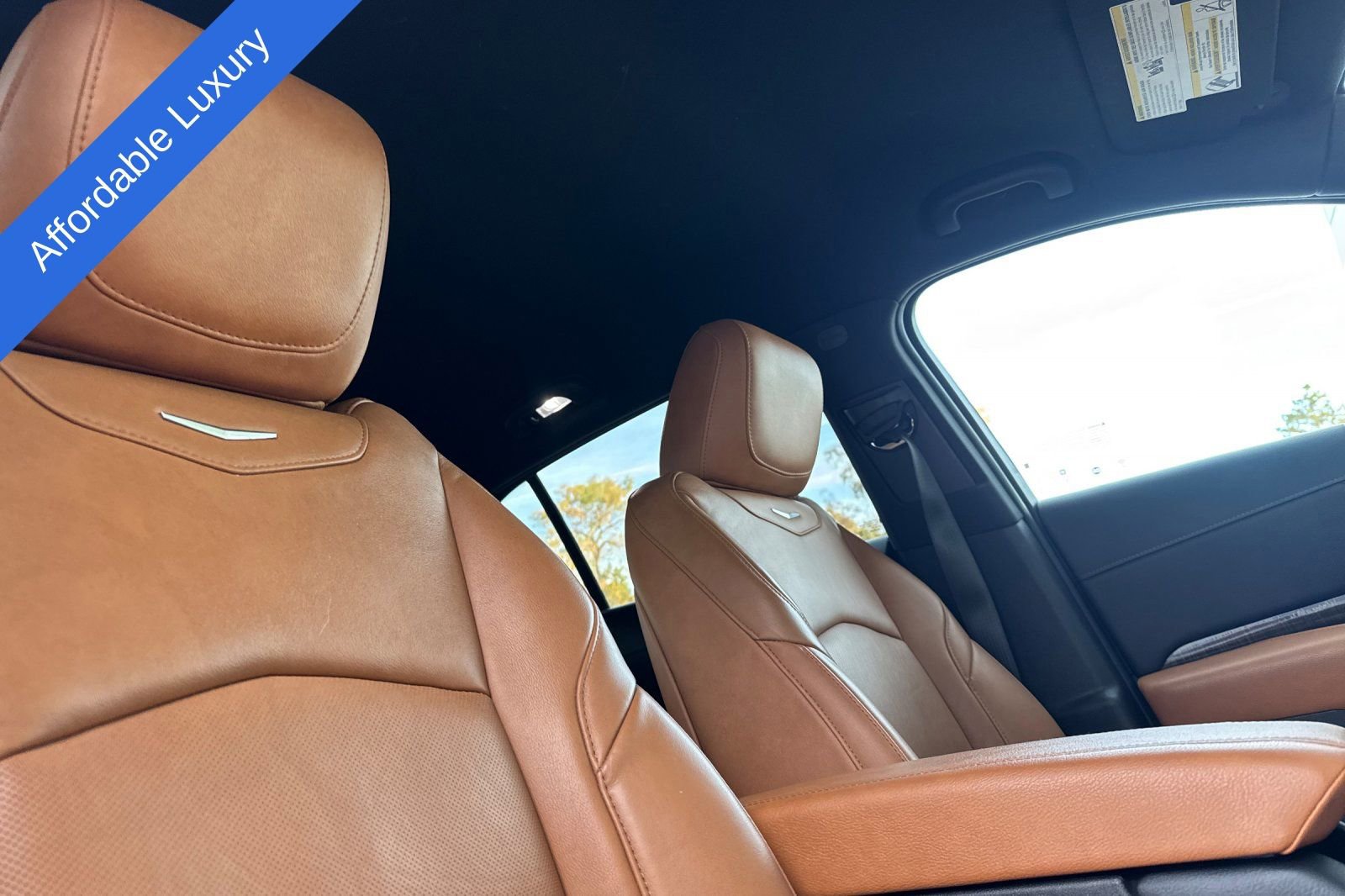 Used 2023 Cadillac XT4 Sport FWD image 17