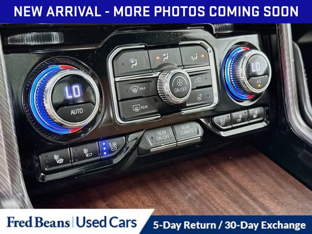 Used 2023 GMC Yukon XL Denali Ultimate AWD/4WD image 23