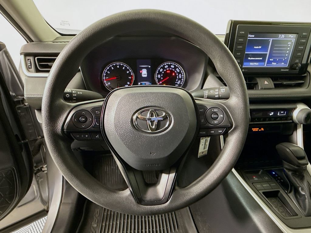 Used 2022 Toyota RAV4 LE FWD image 11