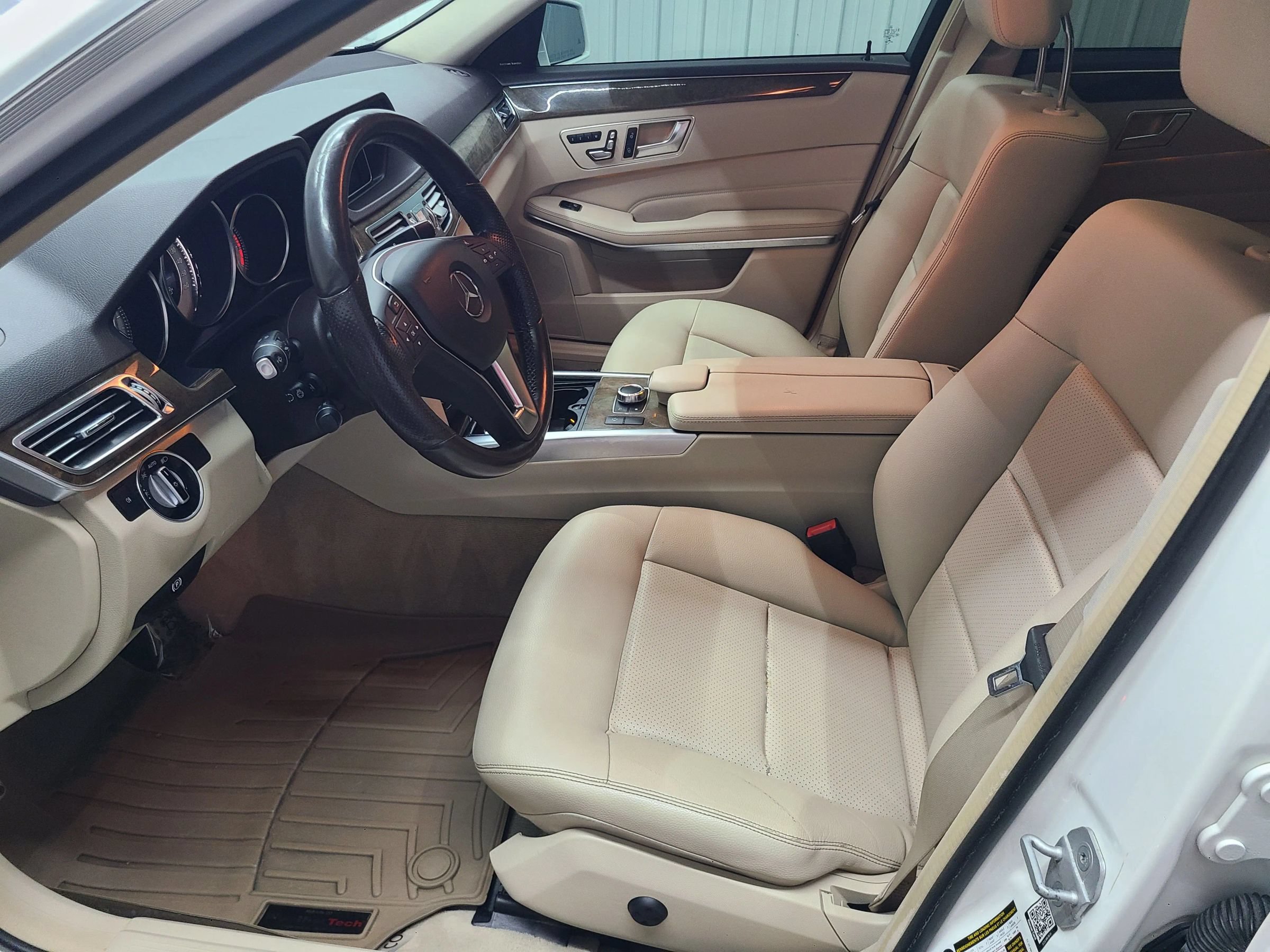 Used 2016 Mercedes-Benz E 350 4MATIC Wagon image 23