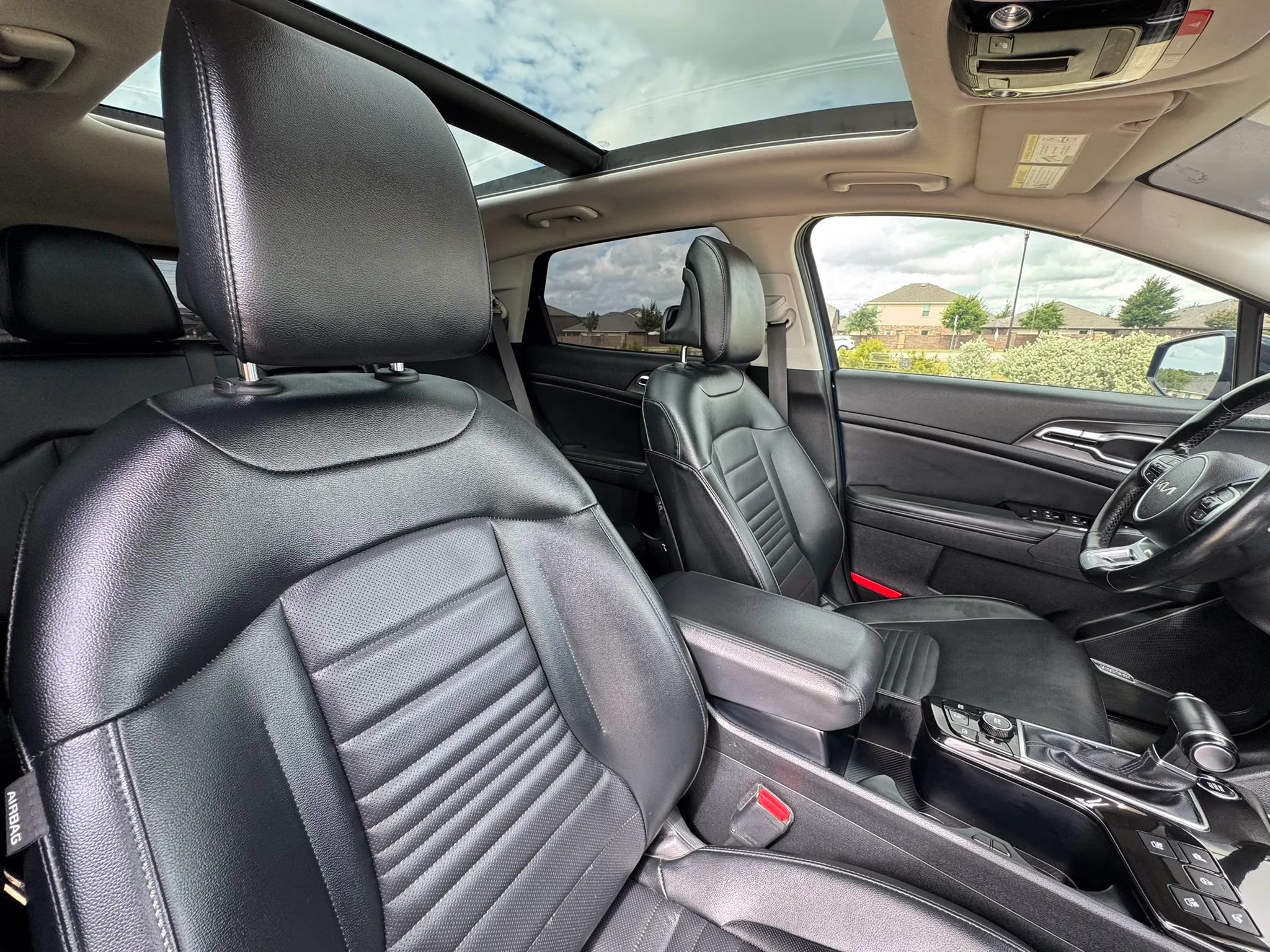 Used 2023 Kia Sportage SX FWD image 31