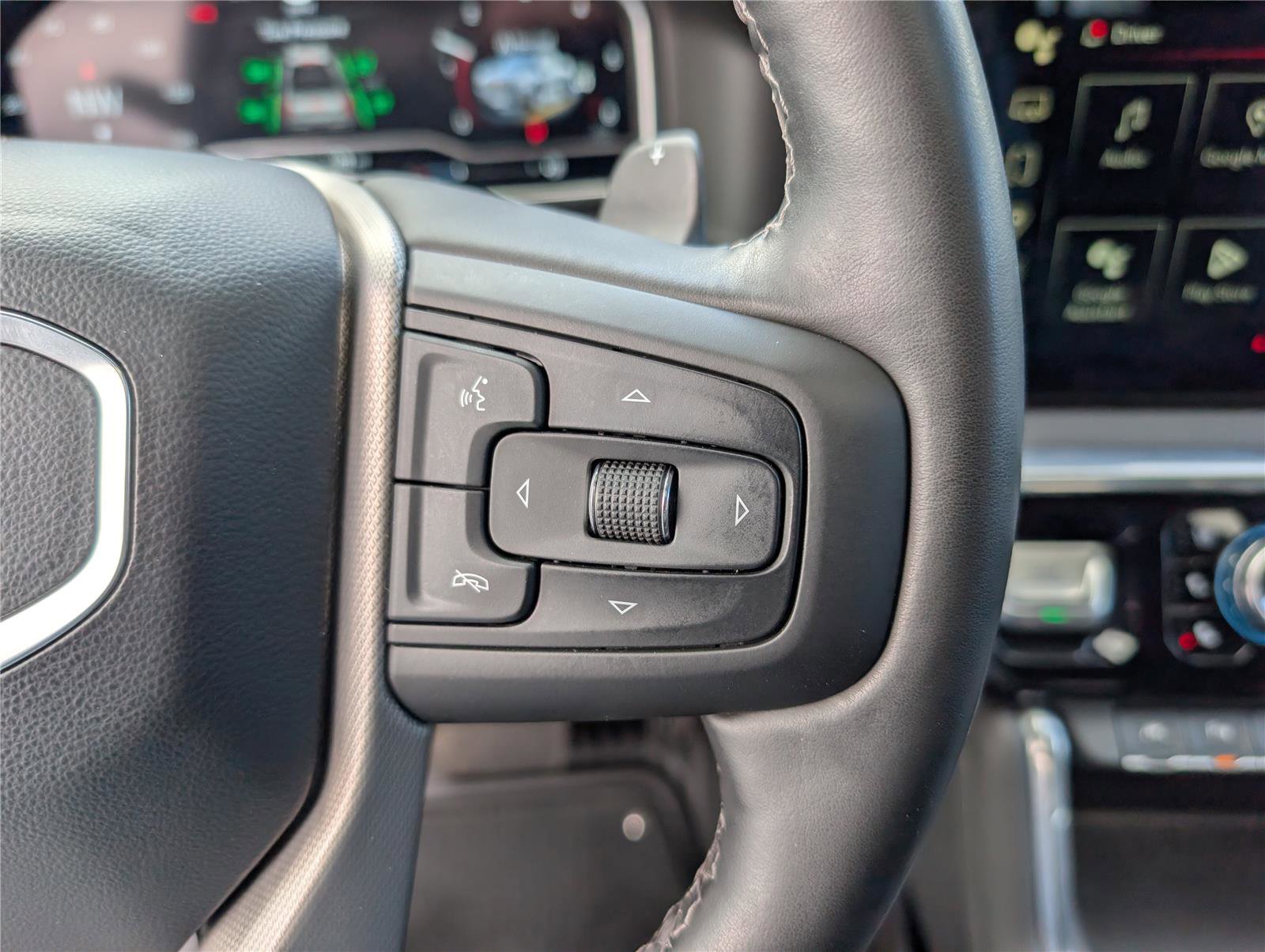 Used 2025 GMC Sierra 1500 Denali w/ Denali Reserve Package AWD/4WD image 25