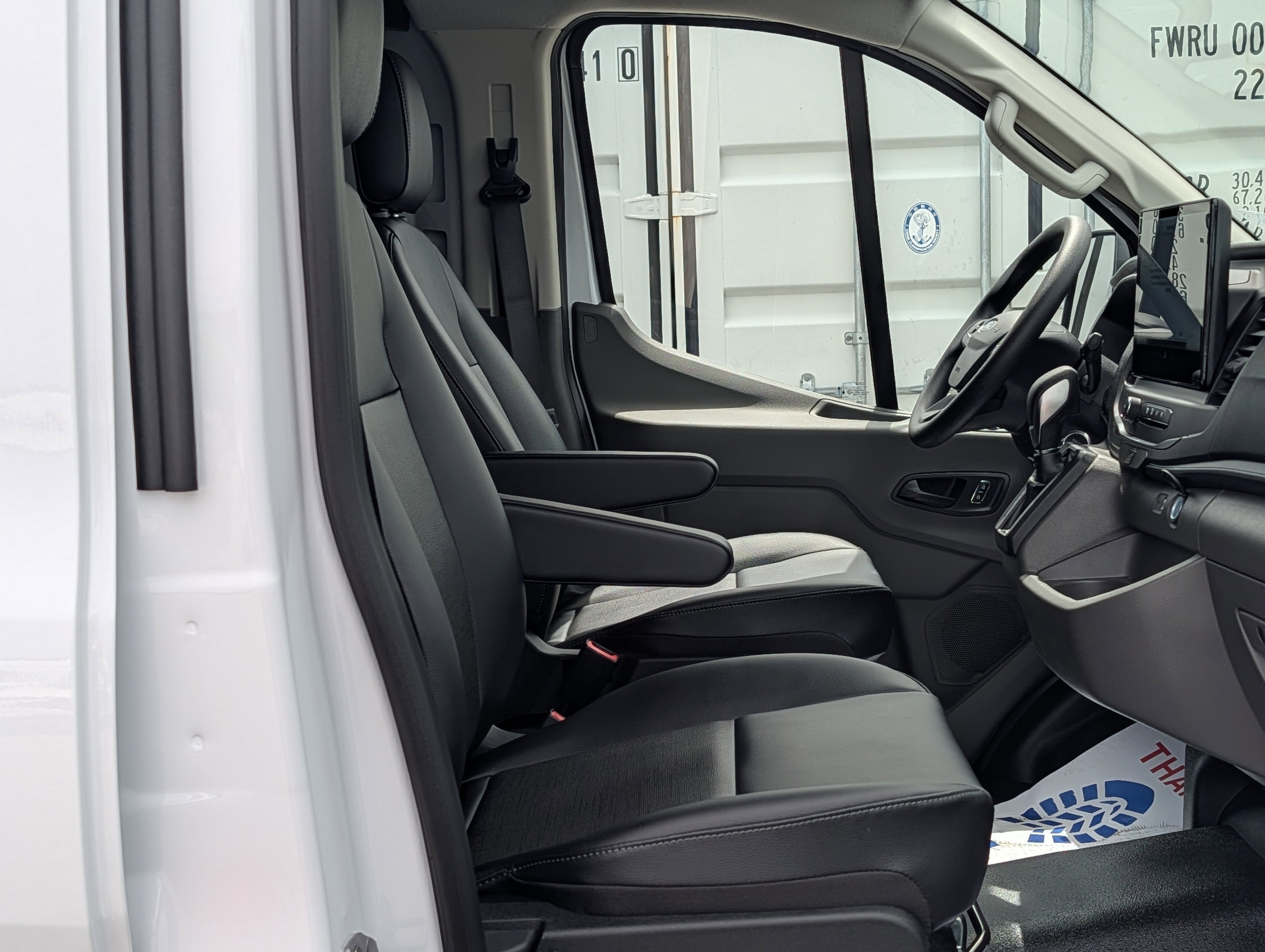 New 2026 Ford Transit 250 Low Roof RWD image 17
