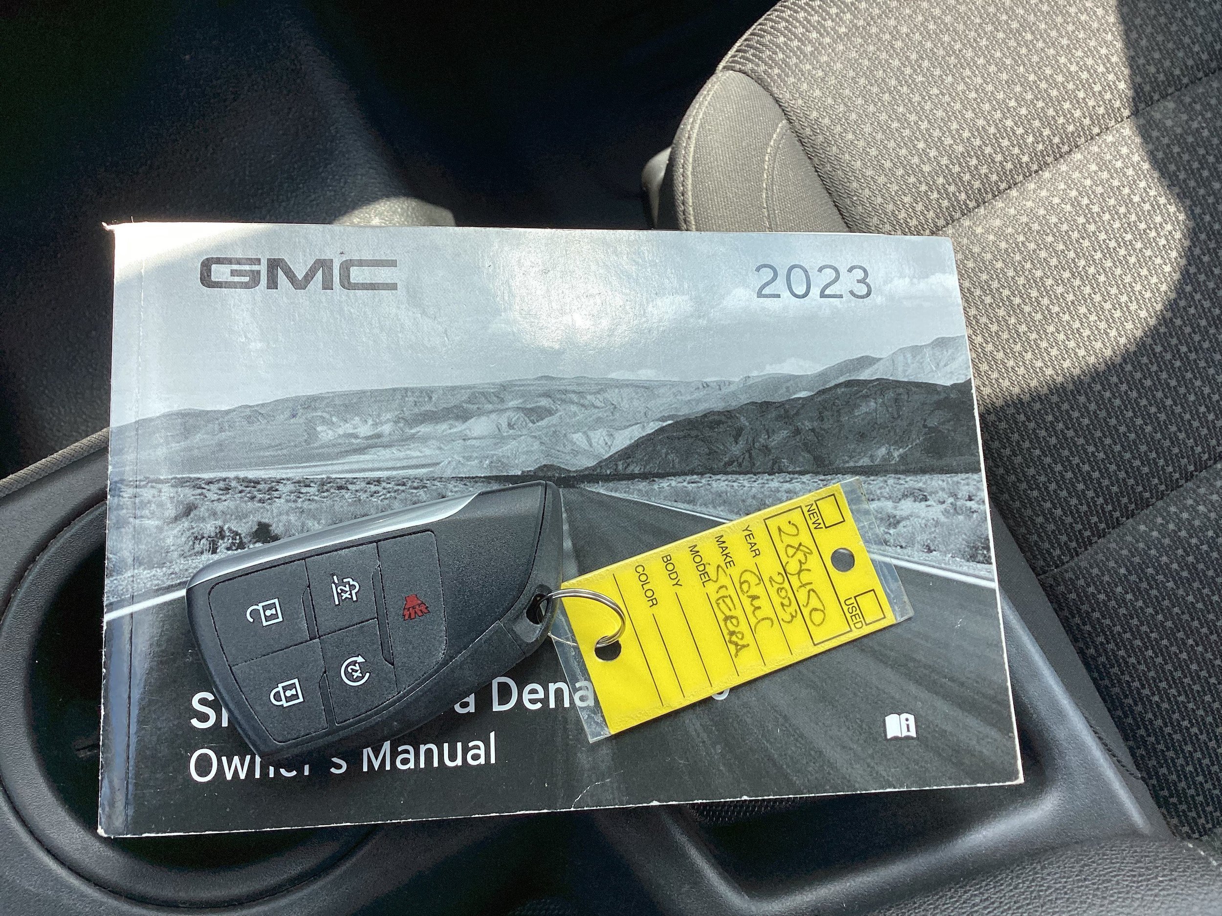 Used 2023 GMC Sierra 1500 Pro AWD/4WD image 17