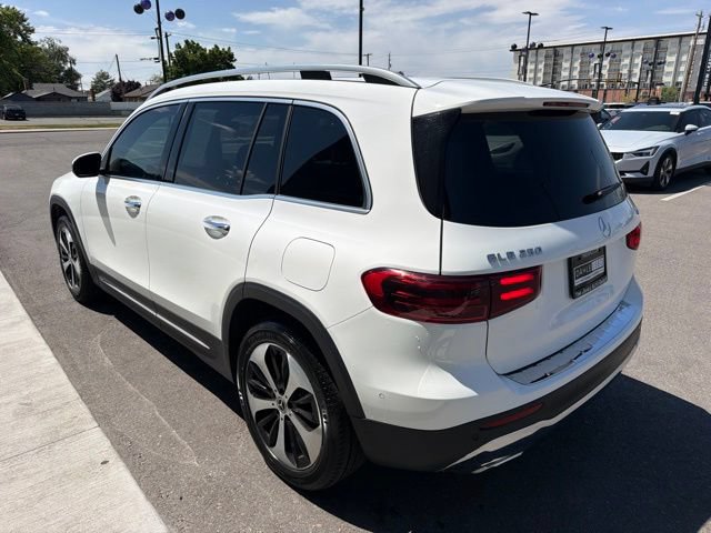 Used 2025 Mercedes-Benz GLB 250 4MATIC image 5