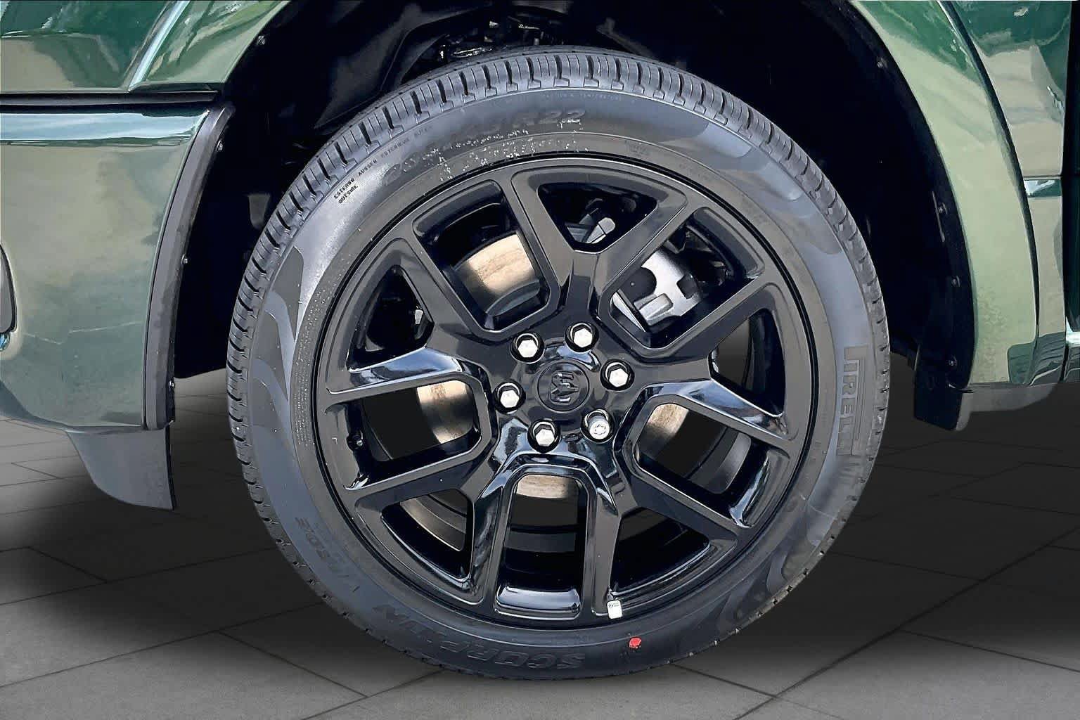 New 2027 RAM 1500 Laramie w/ Laramie Preferred Package AWD/4WD image 11