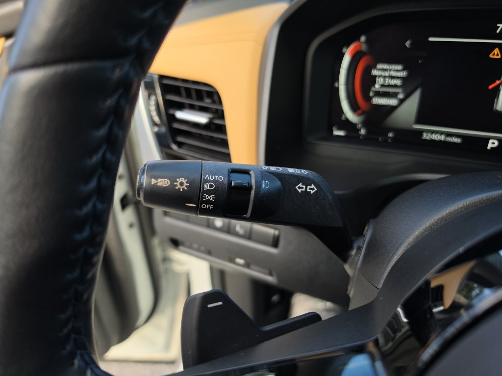 Used 2021 Nissan Rogue Platinum FWD image 25