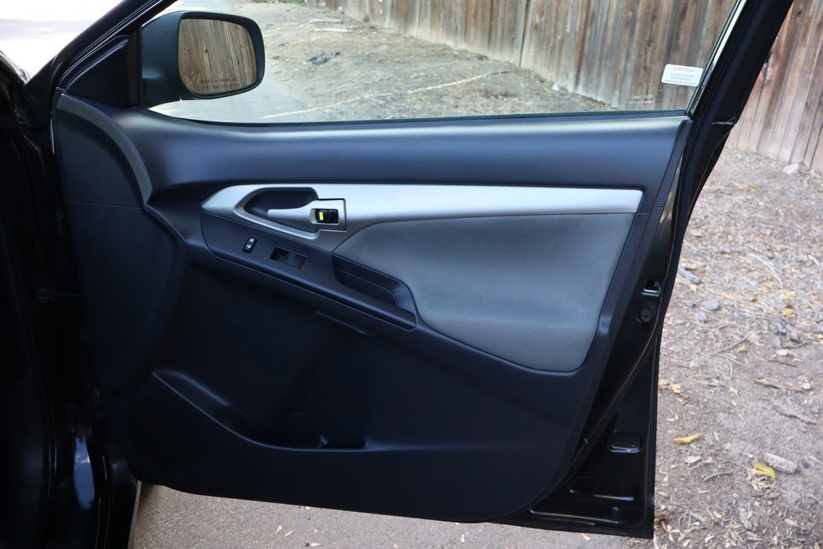 Used 2010 Toyota Matrix image 26