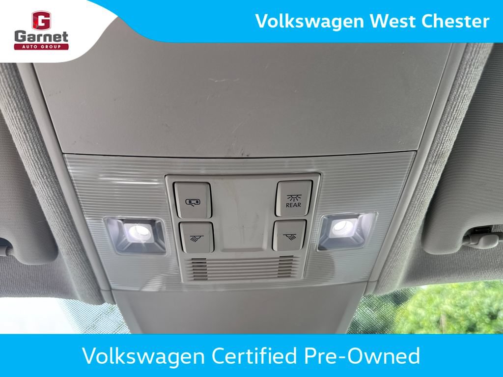 Certified 2023 Volkswagen Tiguan SE FWD image 22