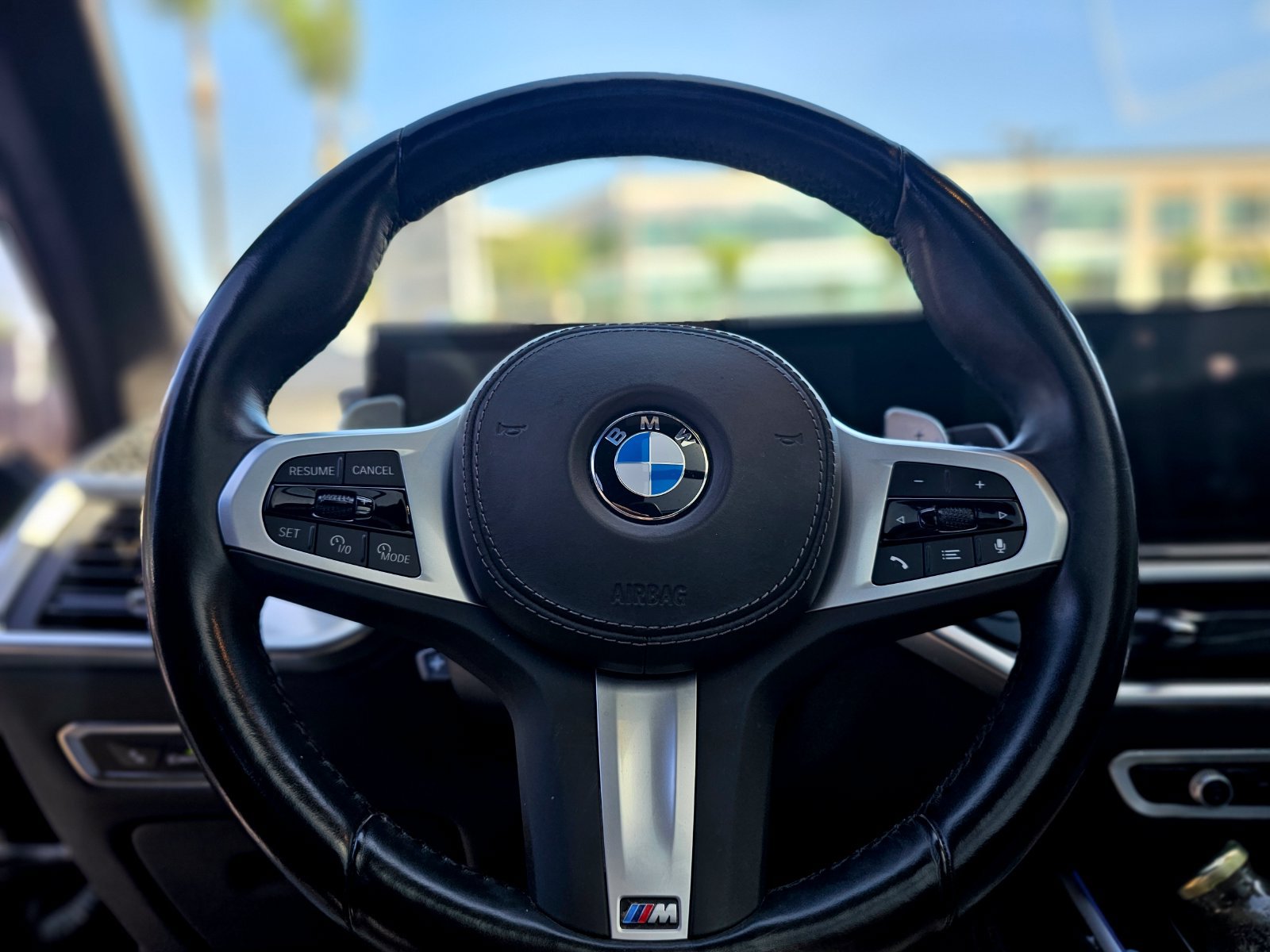 Used 2024 BMW X7 xDrive40i w/ M Sport Package AWD/4WD image 22