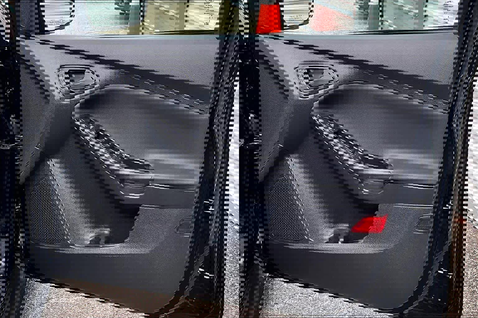 Used 2017 Ford Focus S image 21