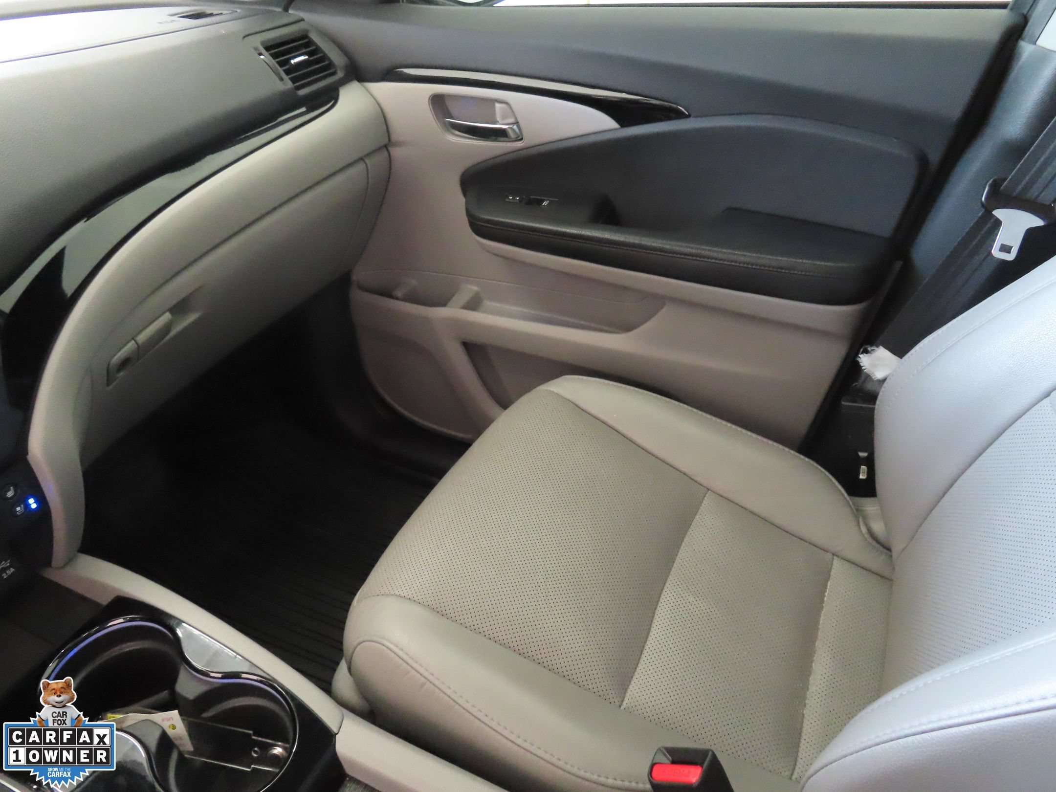 Used 2019 Honda Pilot Elite image 21