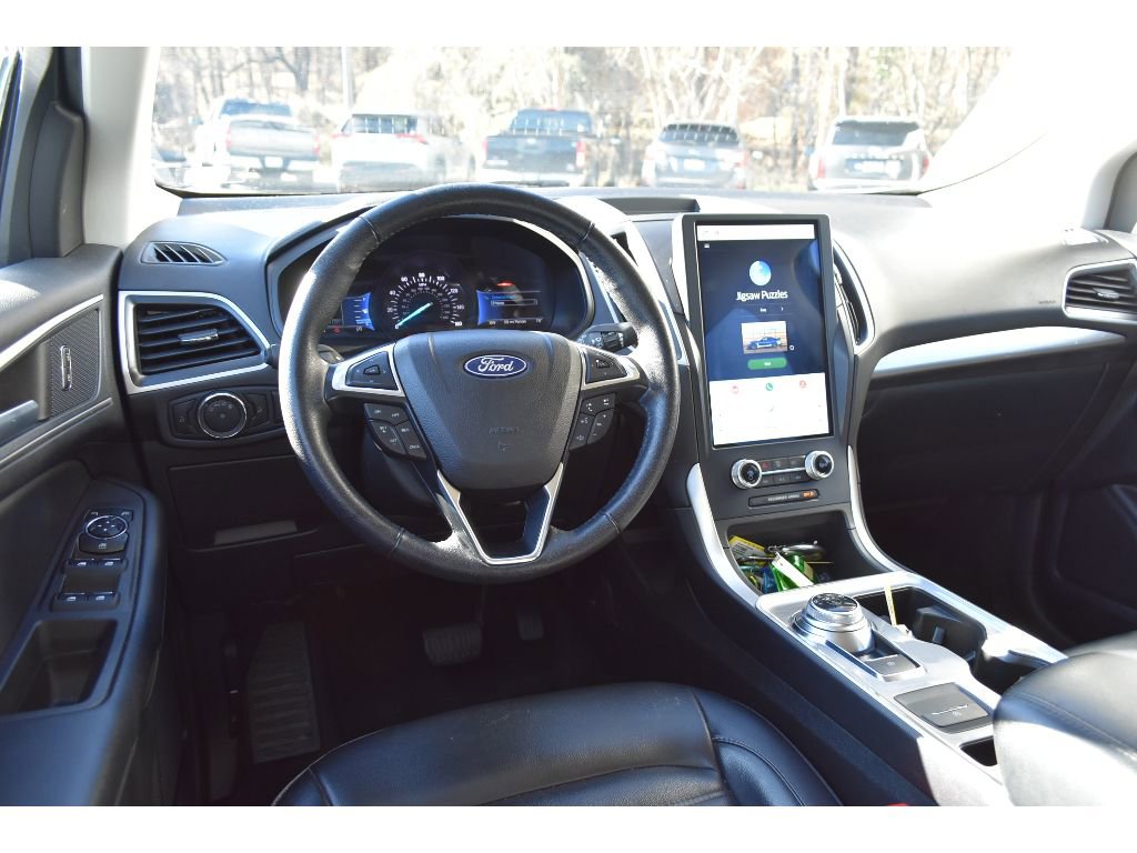 Used 2023 Ford Edge SEL image 11