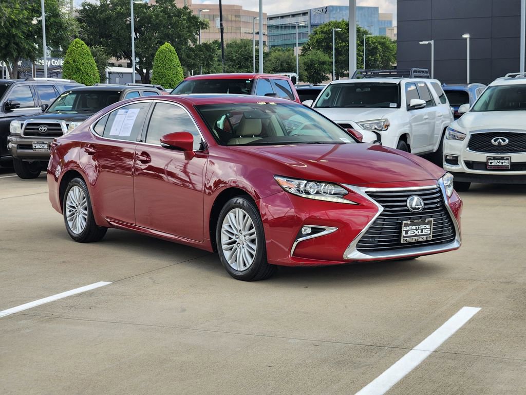 Used 2016 Lexus ES 350 w/ Luxury Package w/Wood Trim FWD image 3