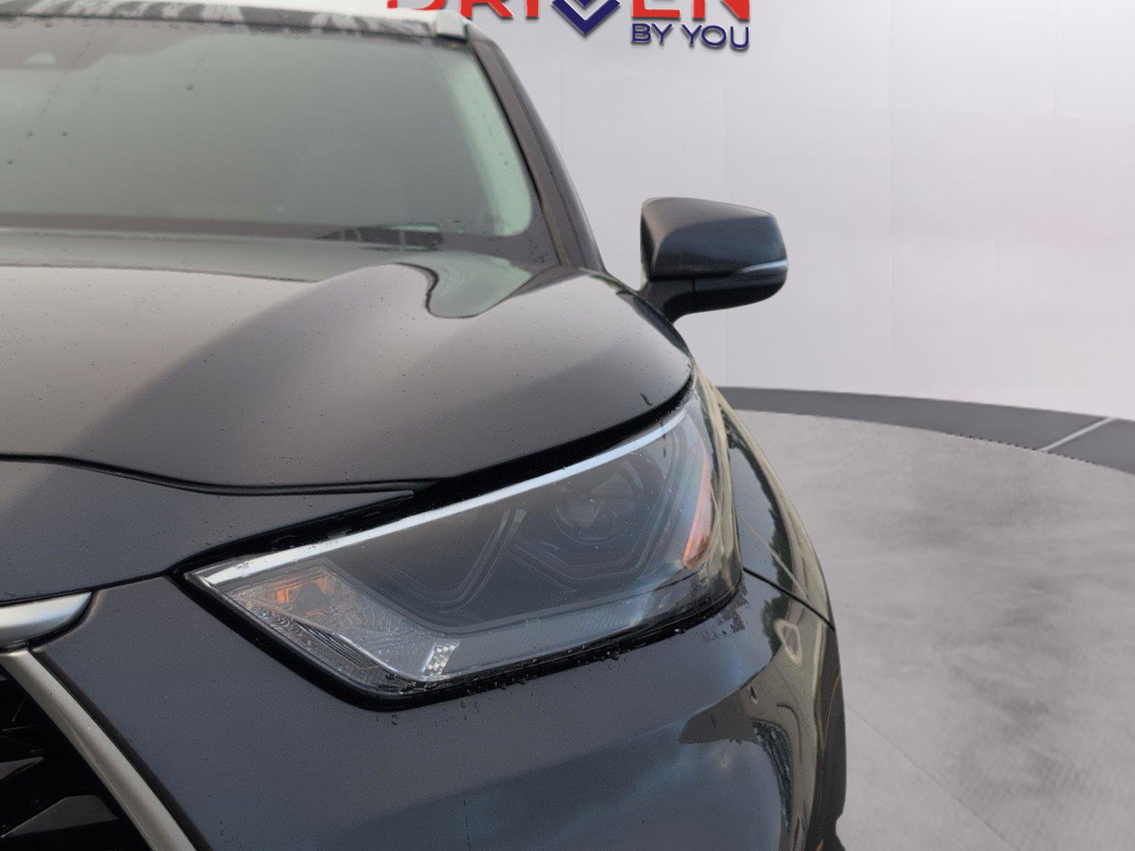 Used 2022 Toyota Highlander XLE image 37