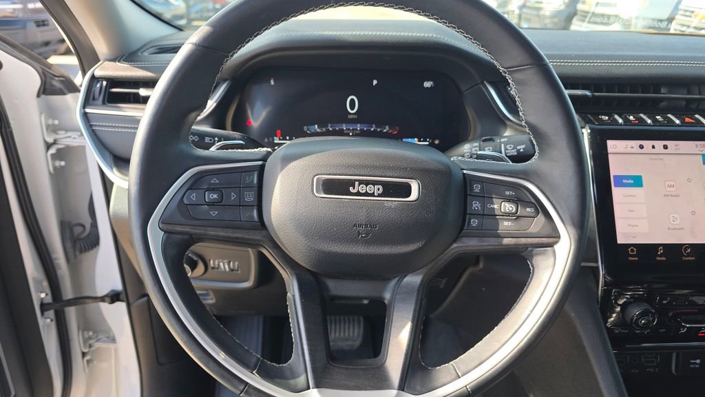 Certified 2021 Jeep Grand Cherokee L Limited w/ MOPAR Finishing Package AWD/4WD image 14